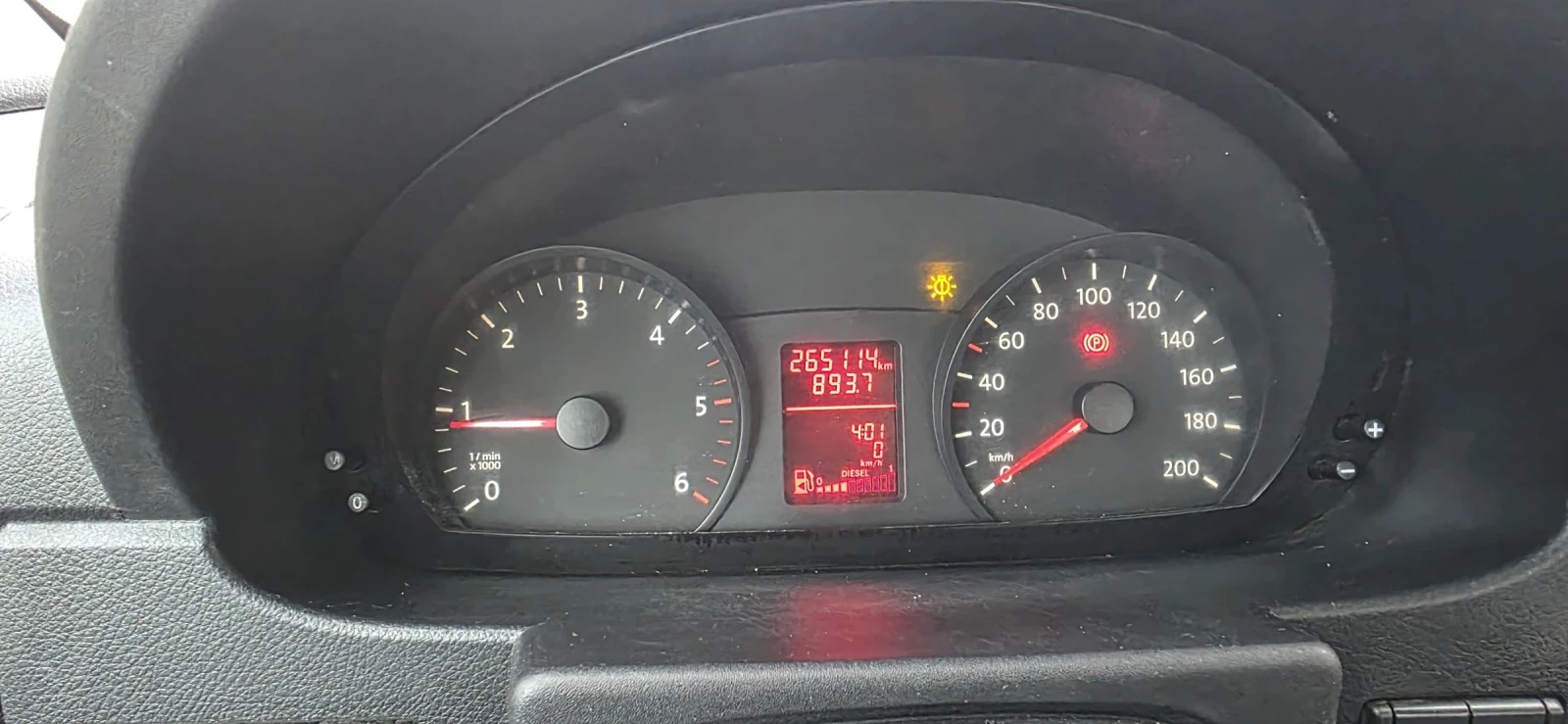 VW Crafter 2.0 TDI 140кс, снимка 9 - Бусове и автобуси - 54107038