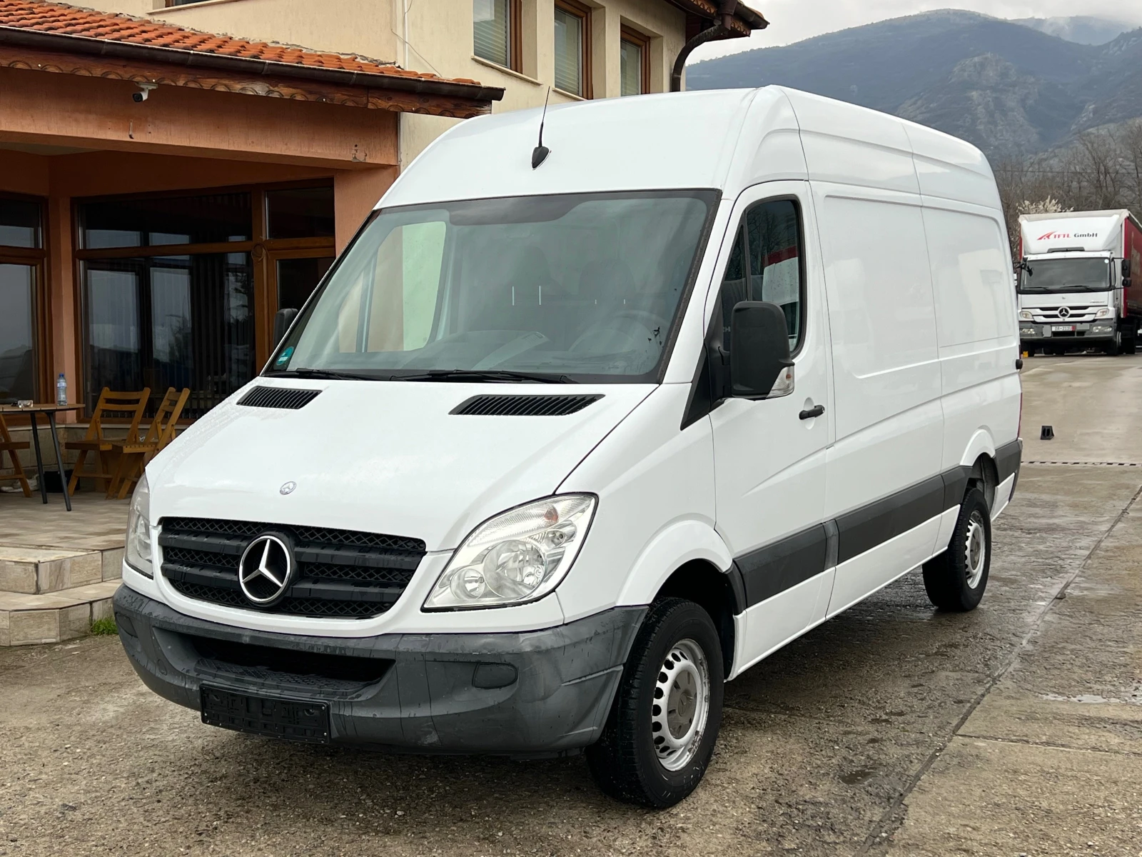 Mercedes-Benz Sprinter 316 EURO 5 , КЛИМА , 160 ps, снимка 2 - Бусове и автобуси - 54057480