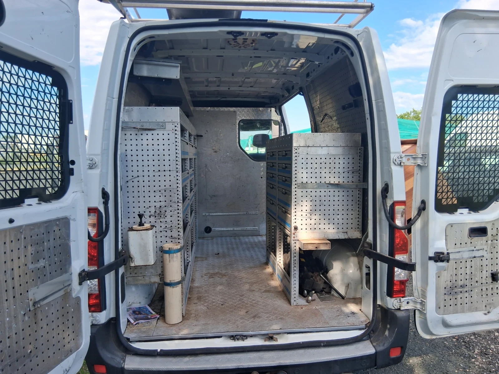 Renault Master 2.3klima, снимка 13 - Бусове и автобуси - 55947049