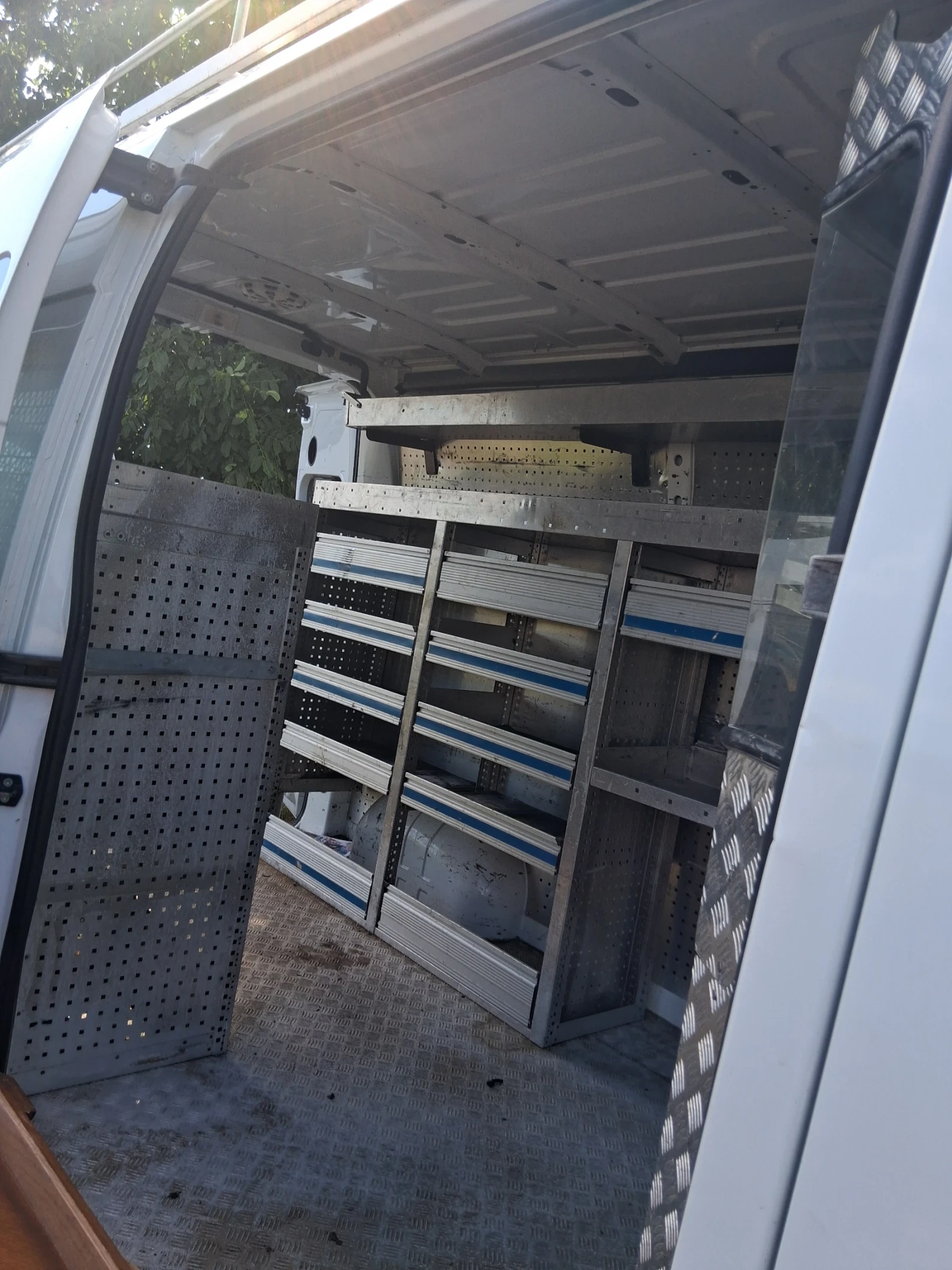 Renault Master 2.3klima, снимка 12 - Бусове и автобуси - 55947049