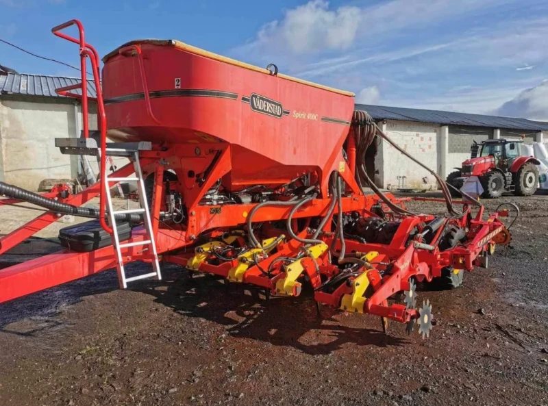 Сеялка Vaderstad Spirit ST 400C, снимка 1 - Селскостопанска техника - 48621988