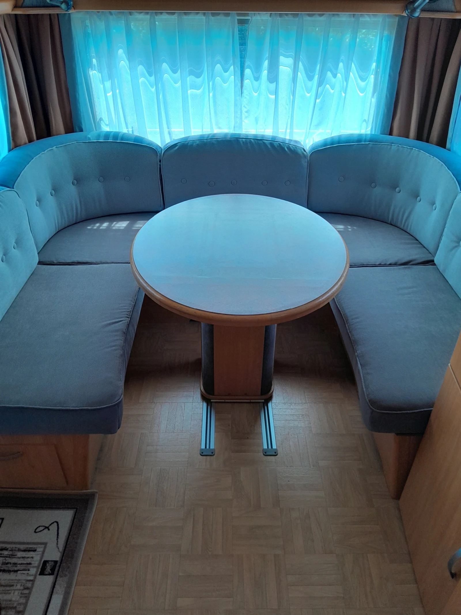 Каравана LMC 560 DOMINANT МУВЪР - изображение 8