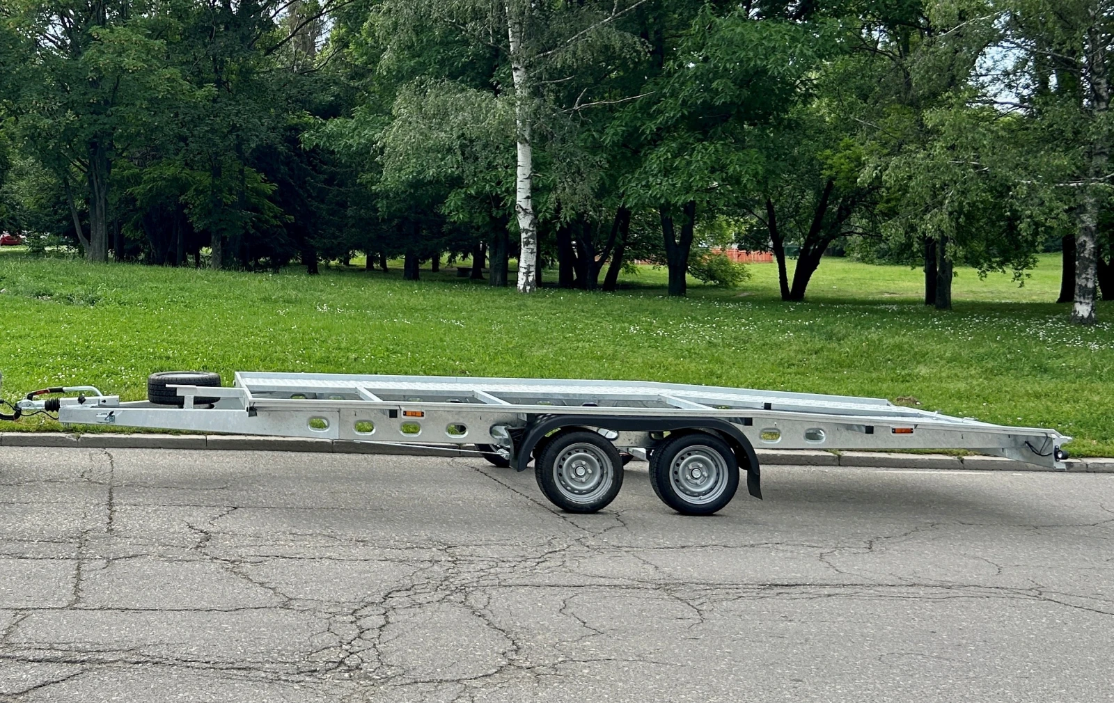 За автомобил Sirius Taurus H2 2700 GT, снимка 3 - Ремаркета - 55249872