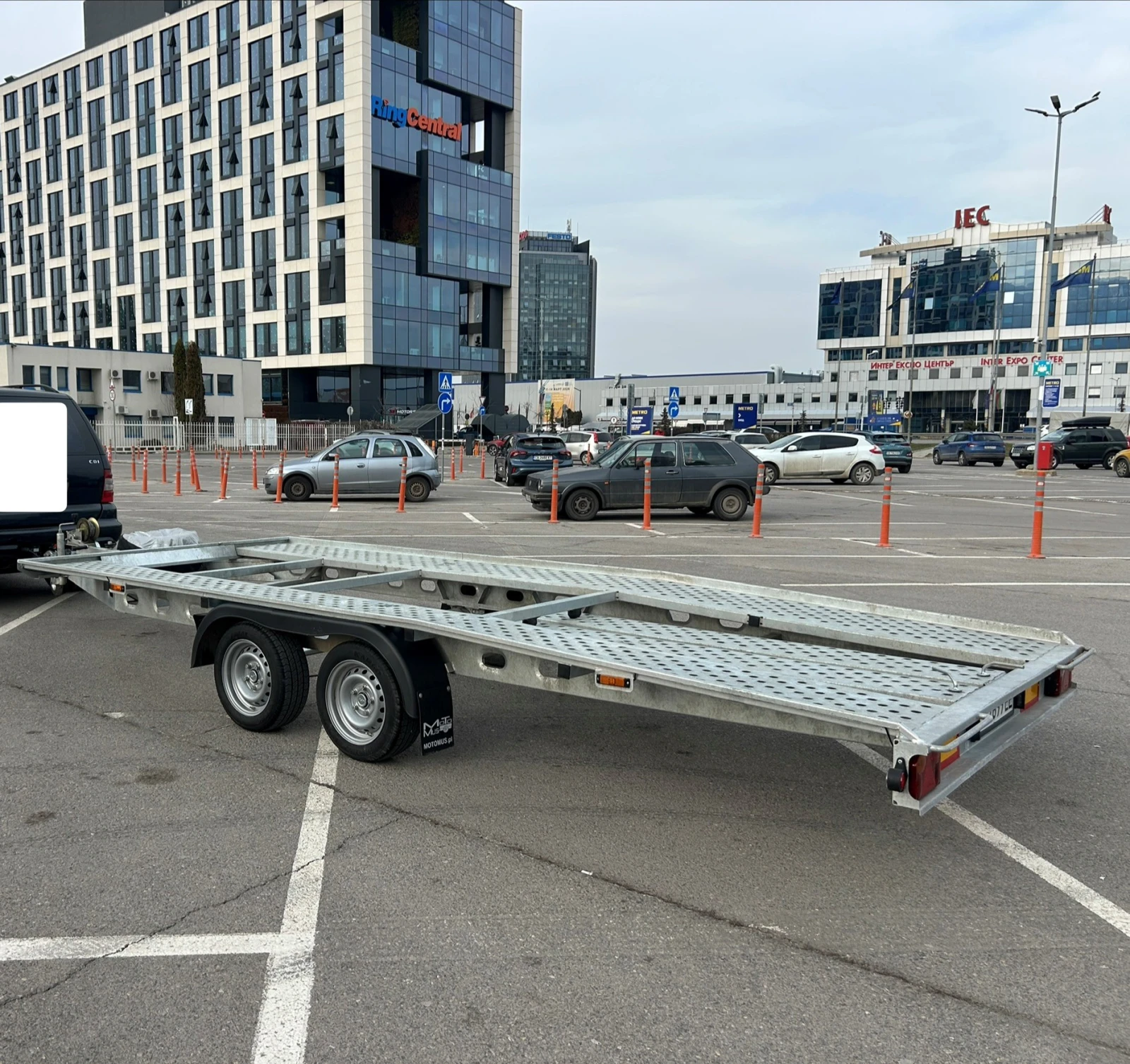 За автомобил Sirius Taurus H2 2700 GT