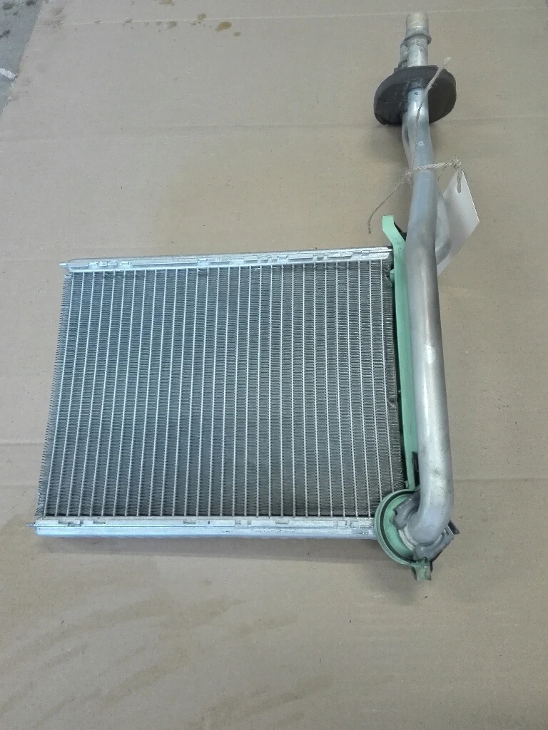 Радиатор парно ситроен ц3 пикасо 1.4б