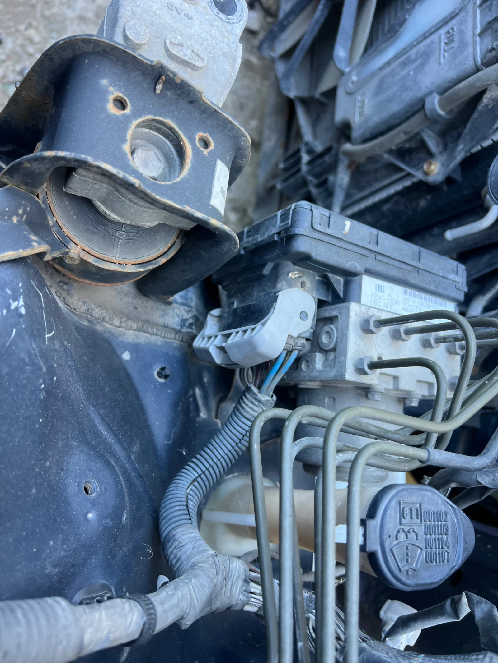 44510-130Z0 ABS ����� TOYOTA COROLLA 2004 89541-13040 | Mobile.bg � ����������� 3