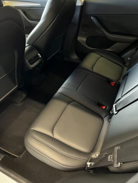 Tesla Model Y Long Range Dual AWD, снимка 13