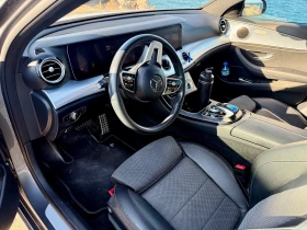 Mercedes-Benz E 200 4Matic, снимка 14