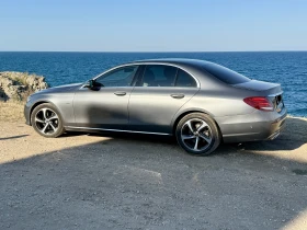 Mercedes-Benz E 200 4Matic, снимка 9