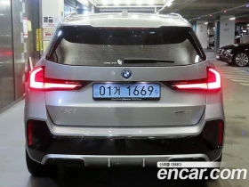 BMW iX1, снимка 5