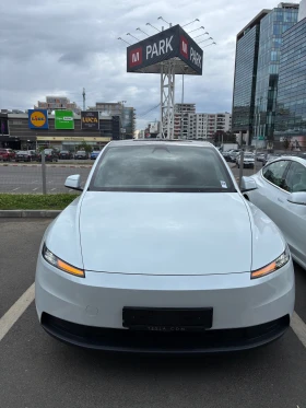 Tesla Model Y Juniper НОВА С ДОСТАВКА НОЕМВРИ, снимка 1