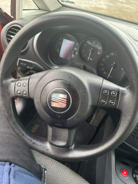 Seat Leon, снимка 2 - Автомобили и джипове - 45389537