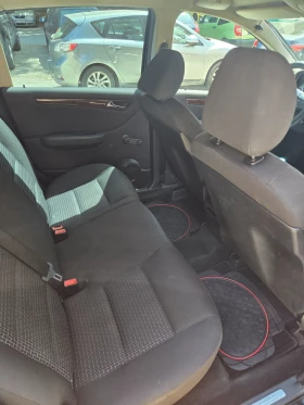 Mercedes-Benz B 180 Mercedes-Benz B180 NGT - 4700 € - 39294359 8