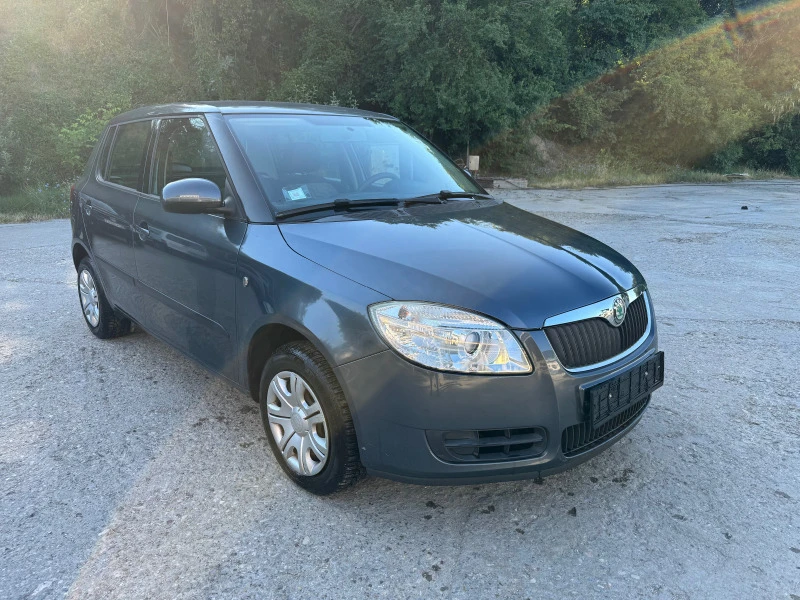 Skoda Fabia 1.4 бензин, снимка 3 - Автомобили и джипове - 46507610