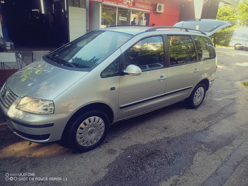 VW Sharan Миниван , снимка 9 - Автомобили и джипове - 47535004