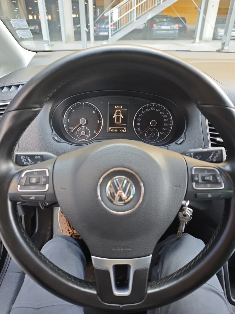 VW Sharan 2.0 TDI DSG, снимка 8 - Автомобили и джипове - 47745268