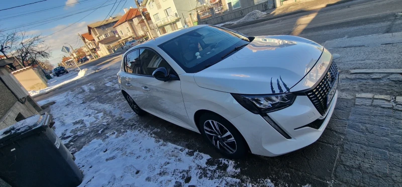 Peugeot 208, снимка 5 - Автомобили и джипове - 48509618