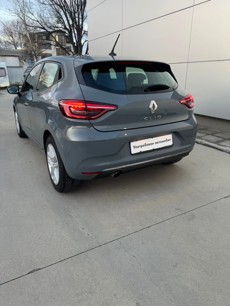 Renault Clio, снимка 3 - Автомобили и джипове - 49047404