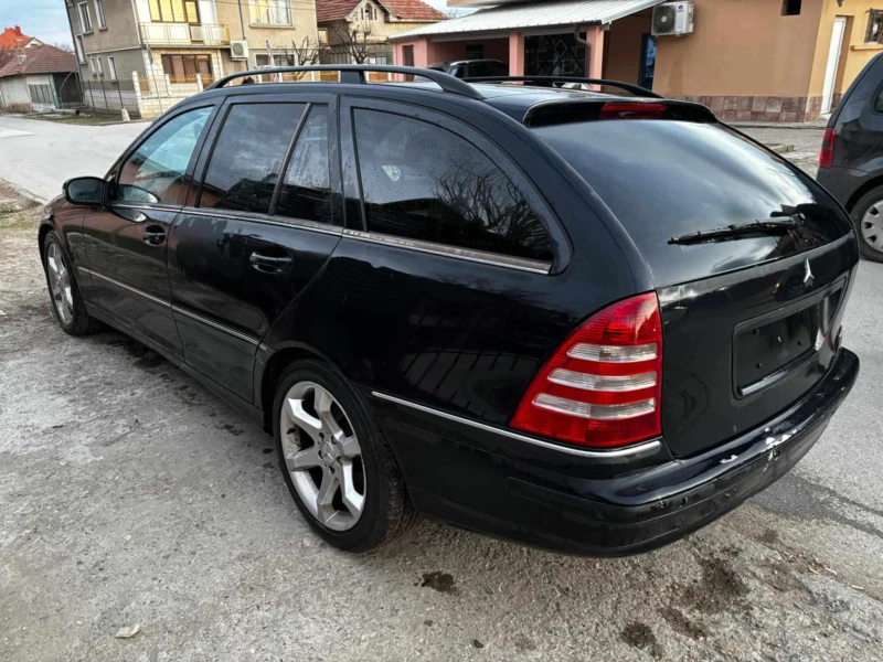 Mercedes-Benz C 320 OM642= 7G = FACE LIFT= САМО НА ЧАСТИ, снимка 3 - Автомобили и джипове - 49298132