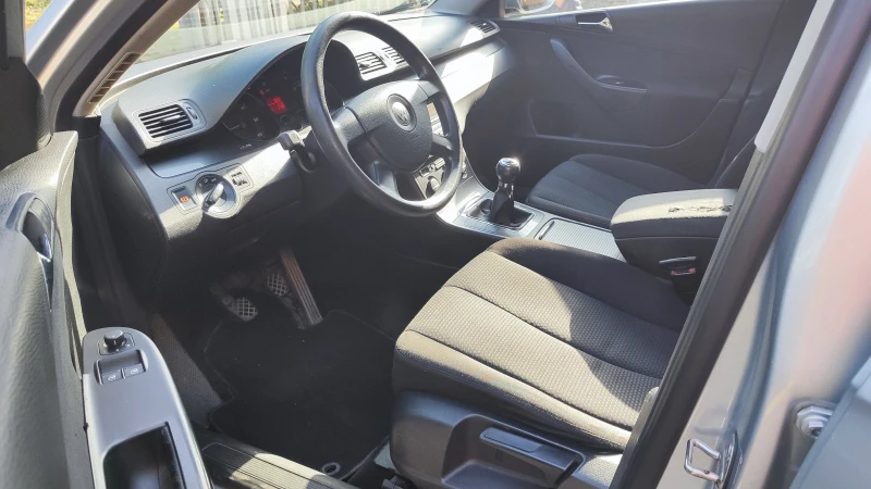 VW Passat 2.0, снимка 16 - Автомобили и джипове - 52295402