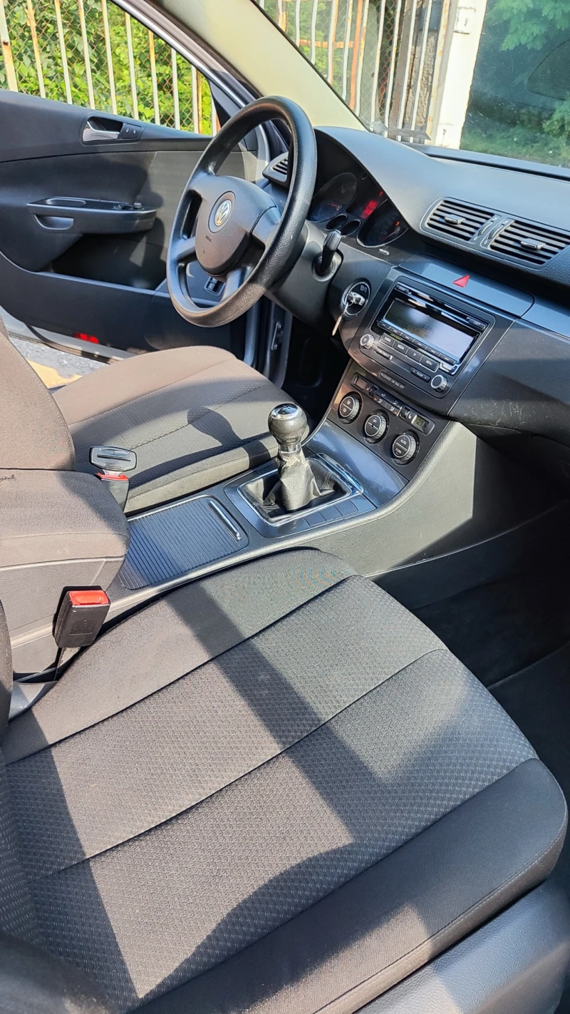VW Passat 2.0, снимка 15 - Автомобили и джипове - 52295402