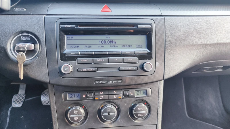 VW Passat 2.0, снимка 14 - Автомобили и джипове - 52295402