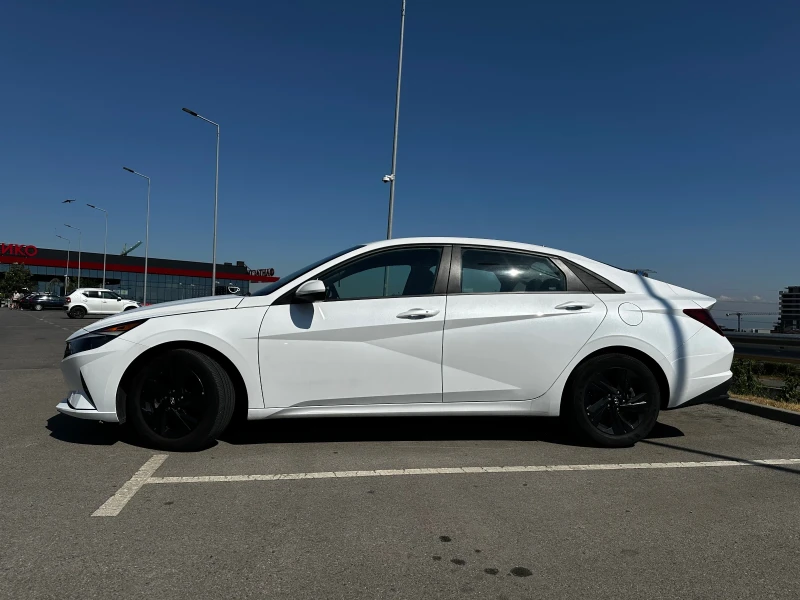 Hyundai Elantra 2.0 DOHC, снимка 2 - Автомобили и джипове - 52416705