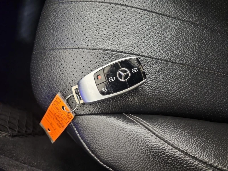 Mercedes-Benz E 300 Burmester* 360* AMG packet* Пано* , снимка 6 - Автомобили и джипове - 52650025