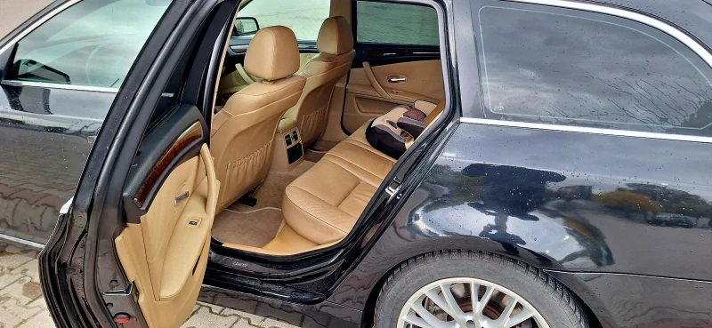 BMW 530, снимка 14 - Автомобили и джипове - 52913747