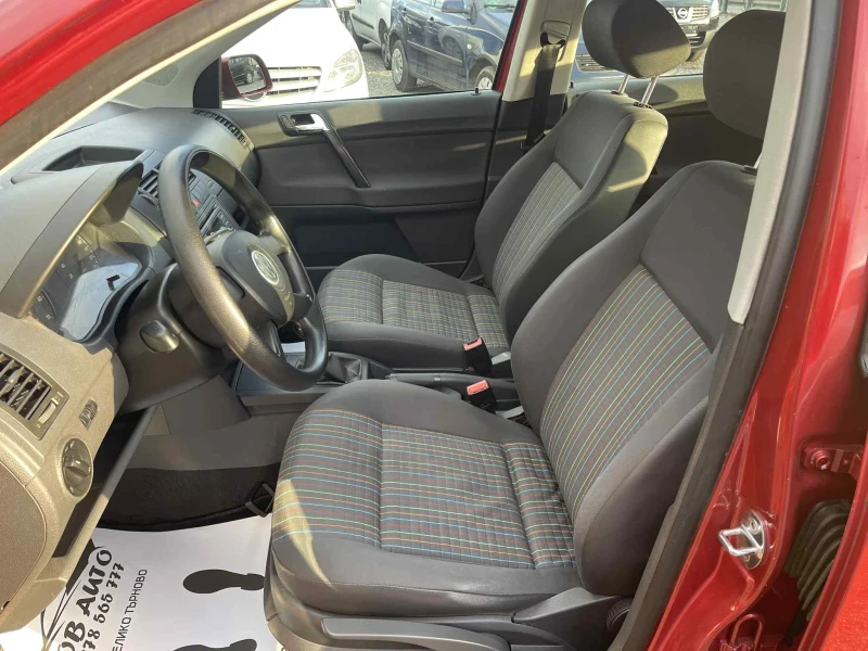 VW Polo 1.4i-75к.с, снимка 10 - Автомобили и джипове - 53040763