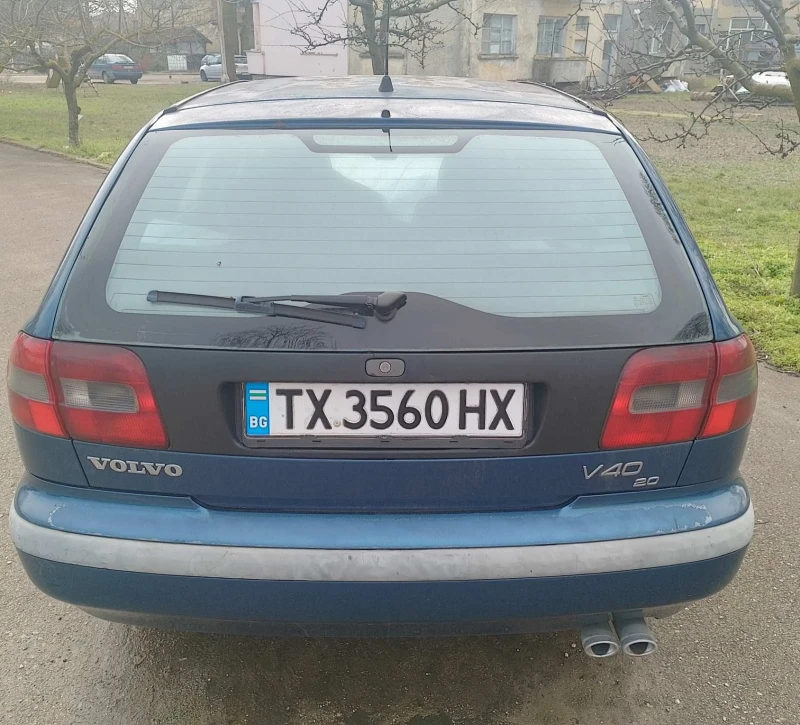 Volvo V40, снимка 4 - Автомобили и джипове - 53340607