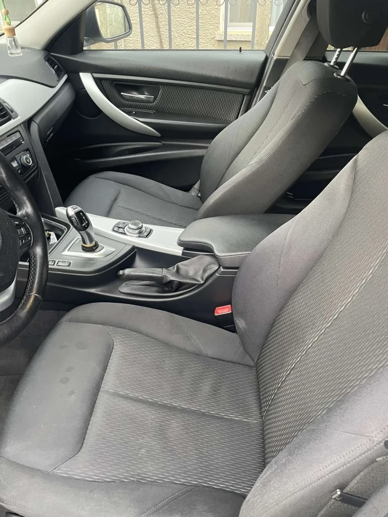 BMW 320, снимка 8 - Автомобили и джипове - 53368658