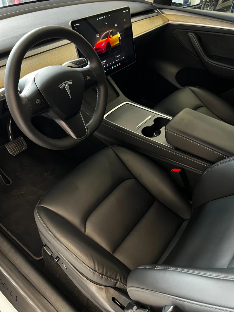 Tesla Model Y Long Range Dual AWD, снимка 12 - Автомобили и джипове - 53507606