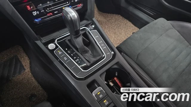 VW Passat, снимка 9 - Автомобили и джипове - 56081539