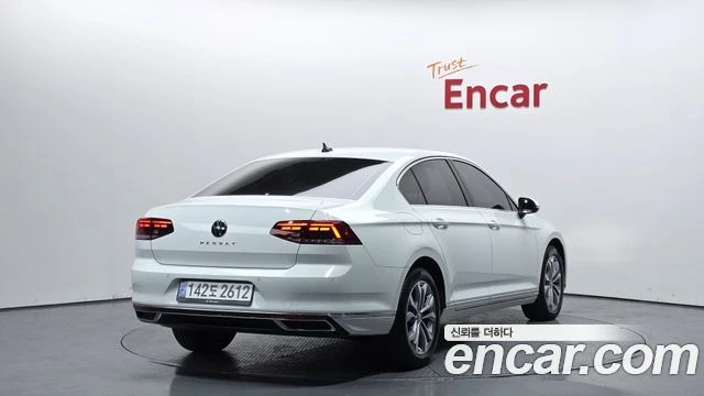 VW Passat, снимка 2 - Автомобили и джипове - 56081539