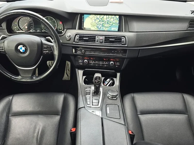 BMW 520 D xDrive M Aerodynamics, снимка 7 - Автомобили и джипове - 56162432