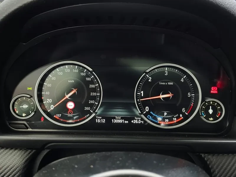 BMW 520 D xDrive M Aerodynamics, снимка 8 - Автомобили и джипове - 56162432
