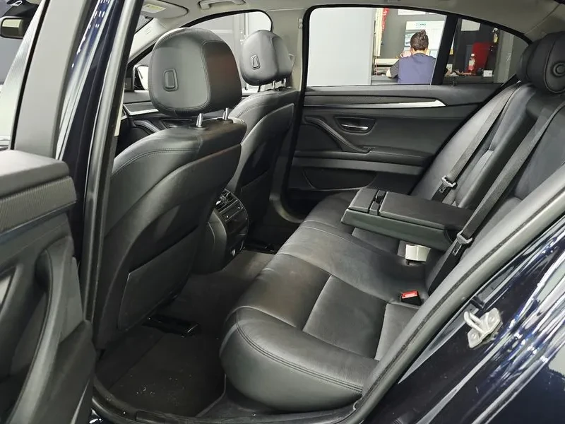 BMW 520 D xDrive M Aerodynamics, снимка 11 - Автомобили и джипове - 56162432