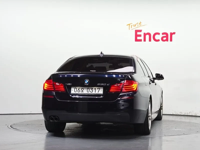 BMW 520 D xDrive M Aerodynamics, снимка 4 - Автомобили и джипове - 56162432