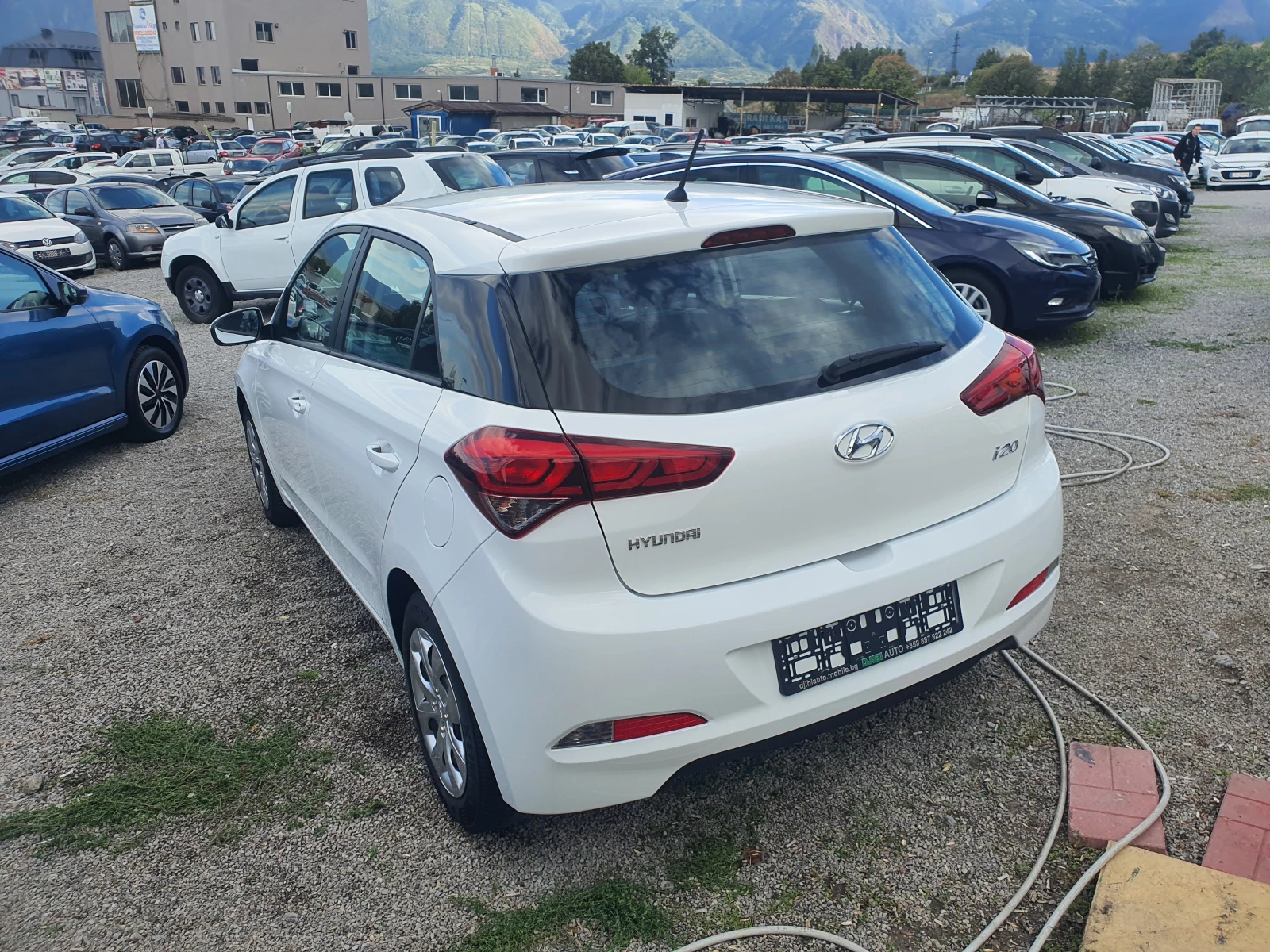 Hyundai I20 1.2i 86k.c EURO6 като нова - изображение 4