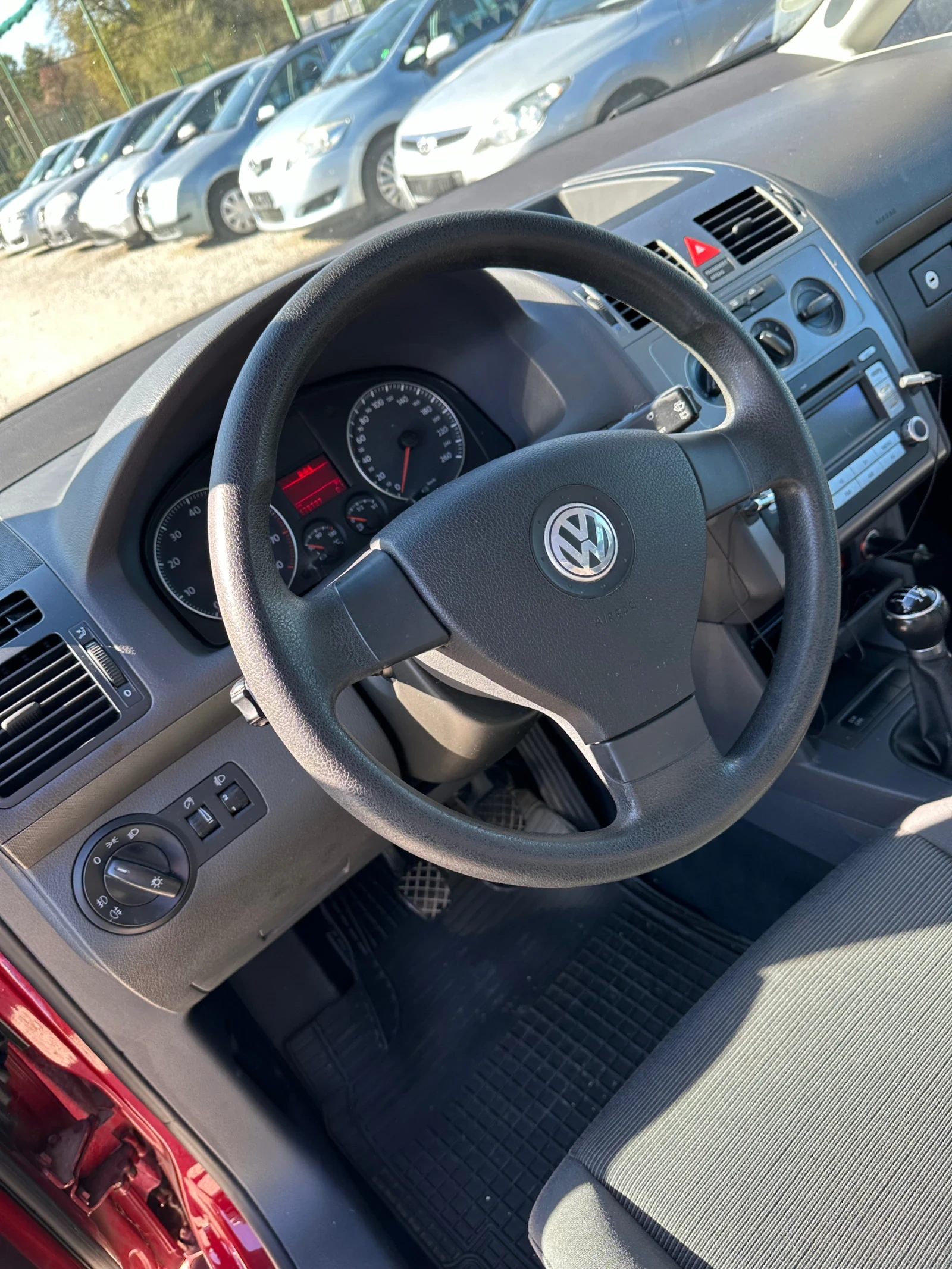 VW Touran 1.6 I 102kc 7местен - изображение 8