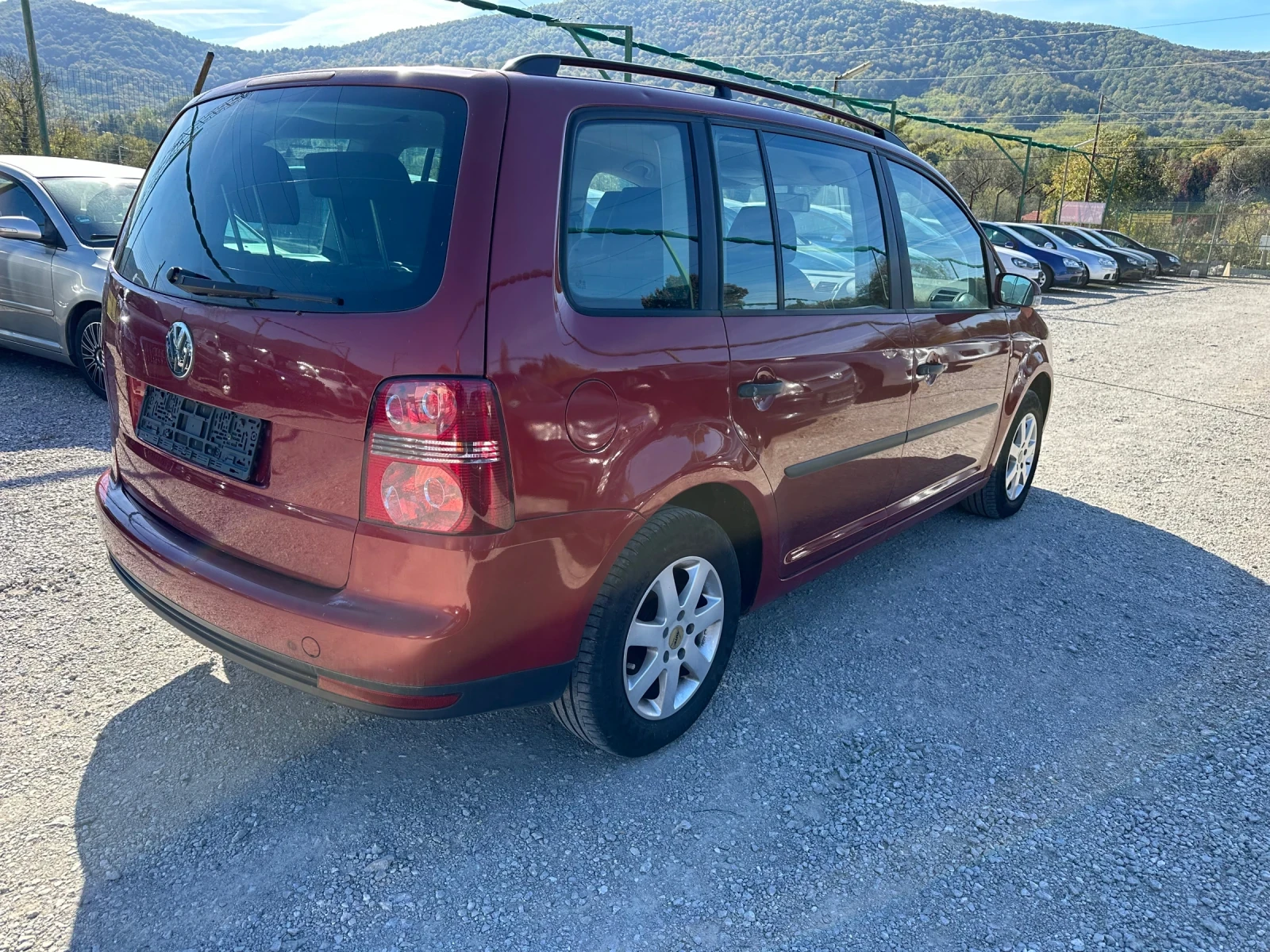 VW Touran 1.6 I 102kc 7местен - изображение 4