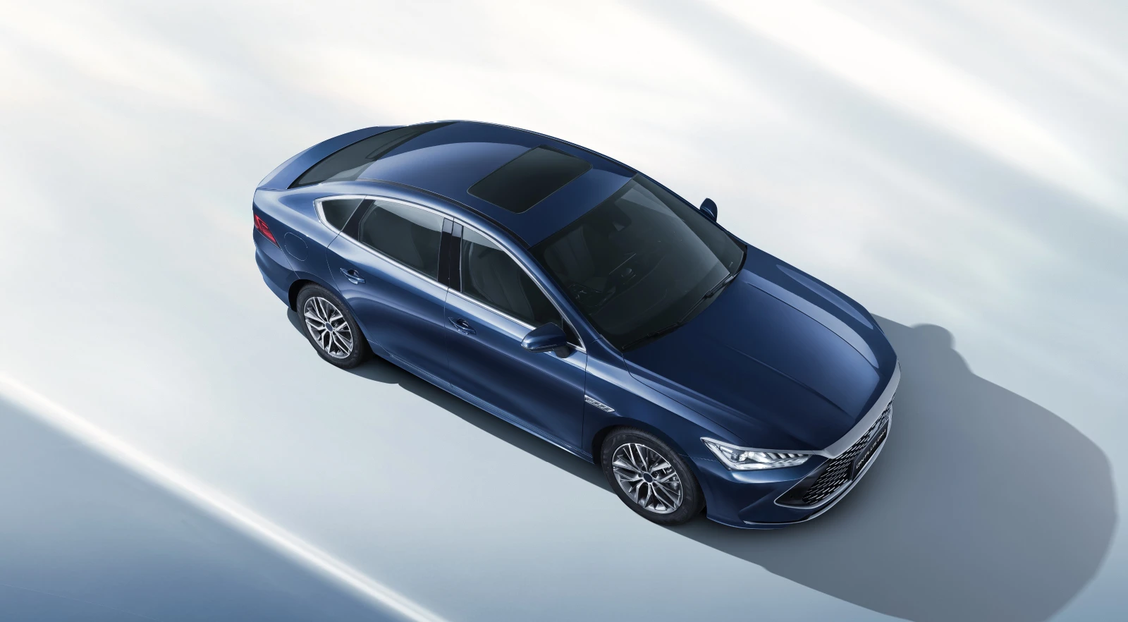 BYD Qin Plus DM-i55  - изображение 2