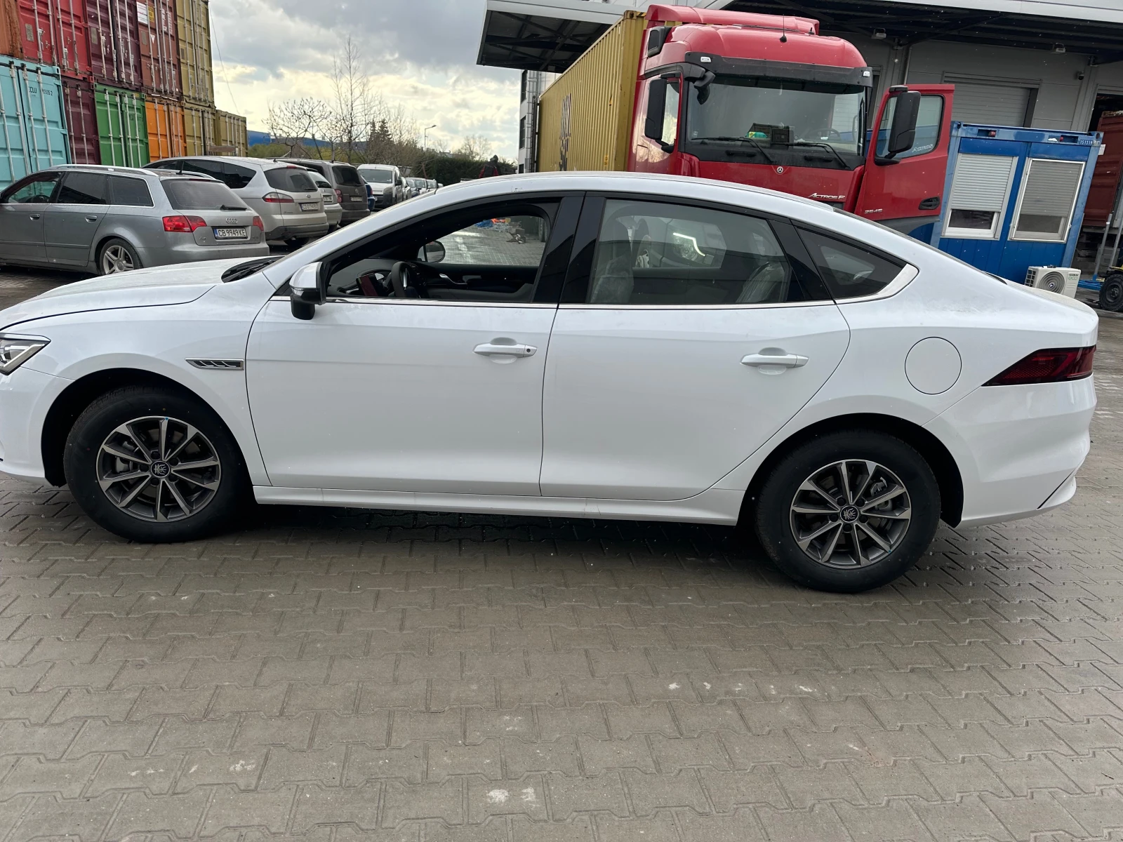 BYD Qin Plus DM-i55  - изображение 3