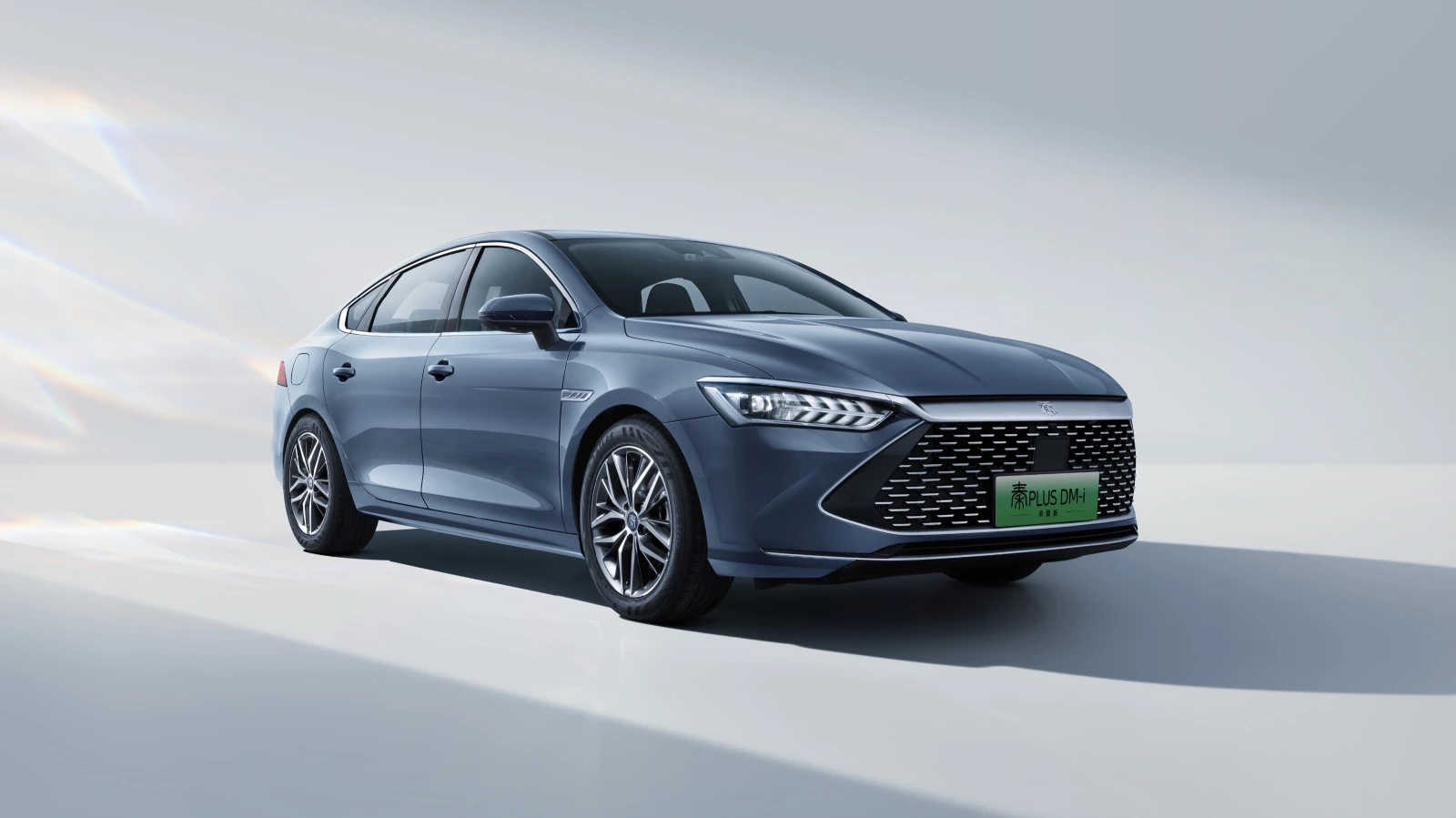 BYD Qin Plus DM-i55  - изображение 2
