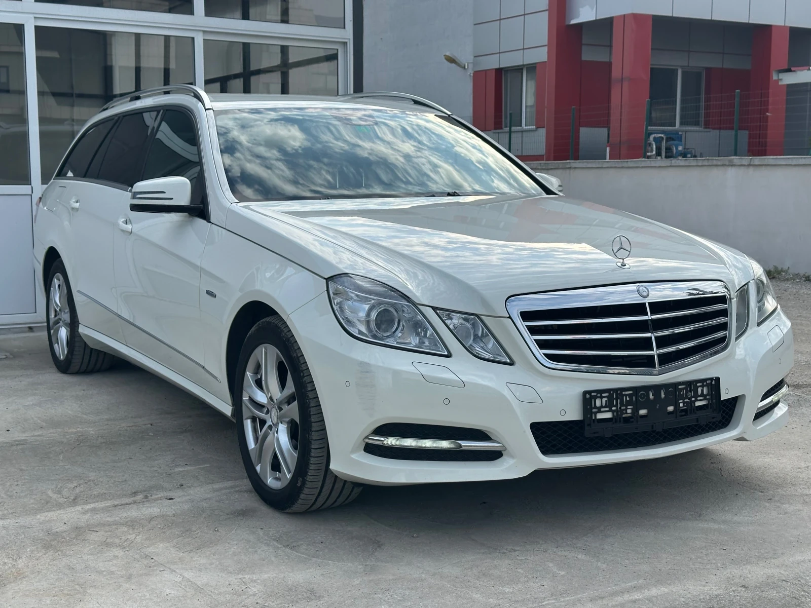 Mercedes-Benz E 350 CDI * 4Matic * Full * Отличен - изображение 3