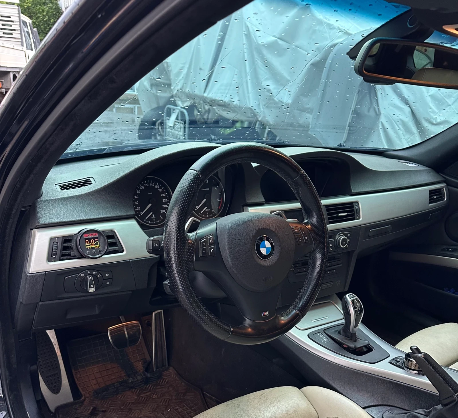 BMW 335 X-Drive - изображение 7