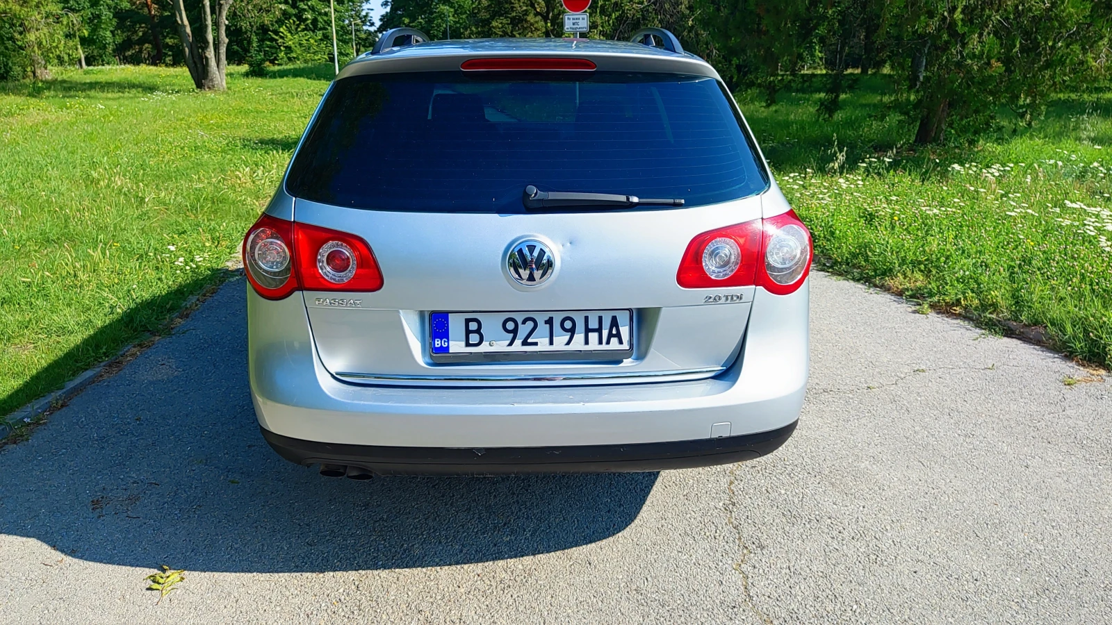 VW Passat 2.0 - изображение 5