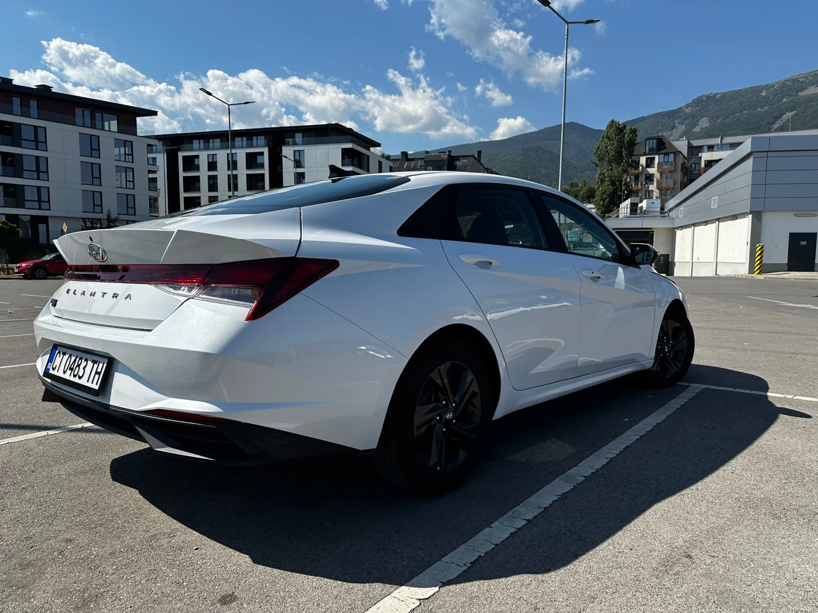 Hyundai Elantra 2.0 DOHC - изображение 5