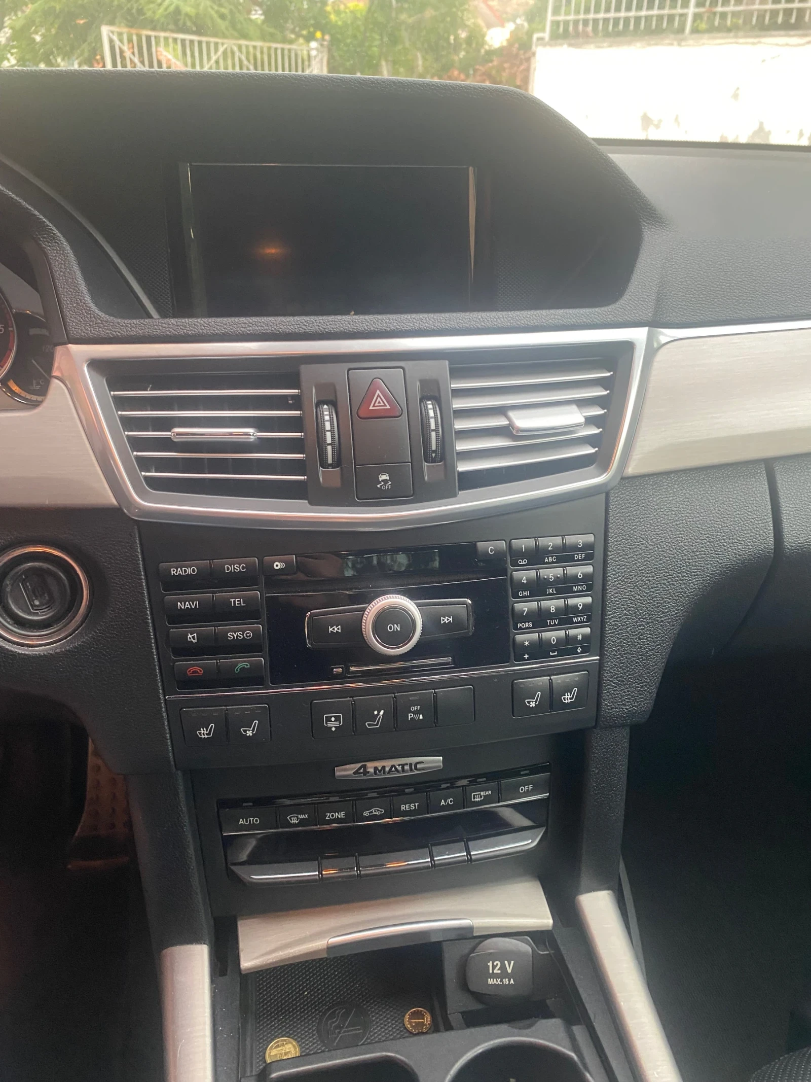 Mercedes-Benz E 350  - изображение 10
